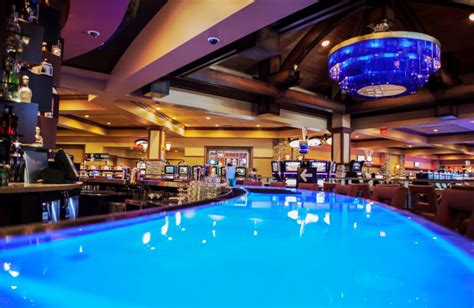 silver reef casino spa  Enjoy free WiFi, free parking, and 4 restaurants